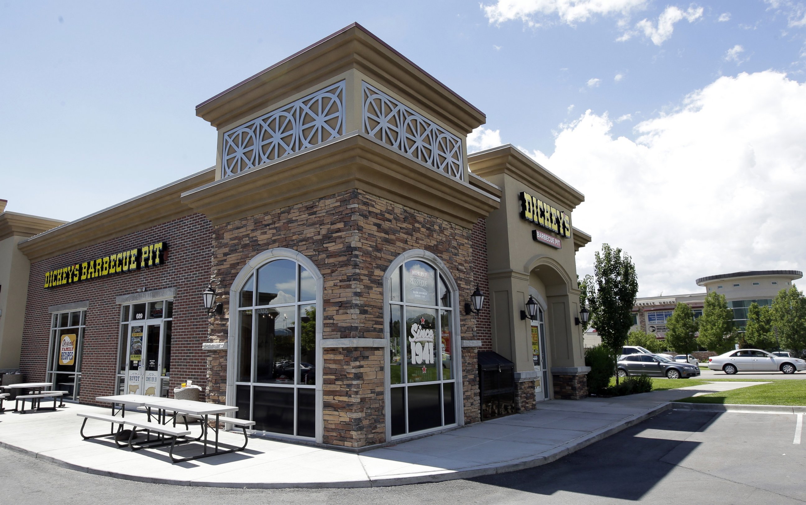 PHOTO: Dickey's Barbecue Pit is shown, Aug. 14, 2014, in South Jordan, Utah.