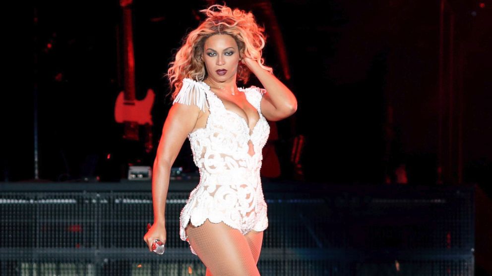 PHOTO: Beyonce performs live during the first day of Rock in Rio music festival, Sept. 14, 2013 in Rio de Janeiro.