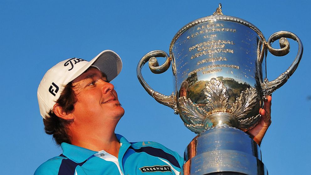 Jason Dufner poses with the Wanamaker Trophy after his two-stroke victory at the 95th PGA Championship at Oak Hill Country Club on Aug. 11, 2013 in Rochester, N.Y.
