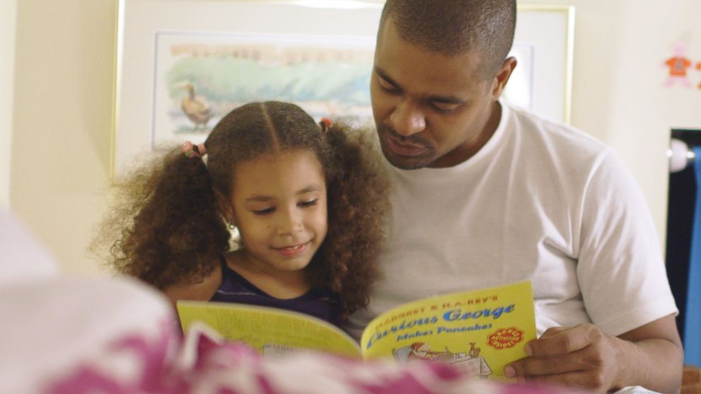 One of the easiest ways for a father and child to bond is reading books together.