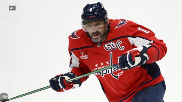 VIDEO: Alex Ovechkin breaks Wayne Gretzky’s NHL career goals record