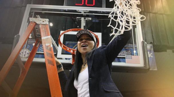VIDEO: 3-time NCAA champion coach Dawn Staley talks new book, ‘Uncommon Favor’