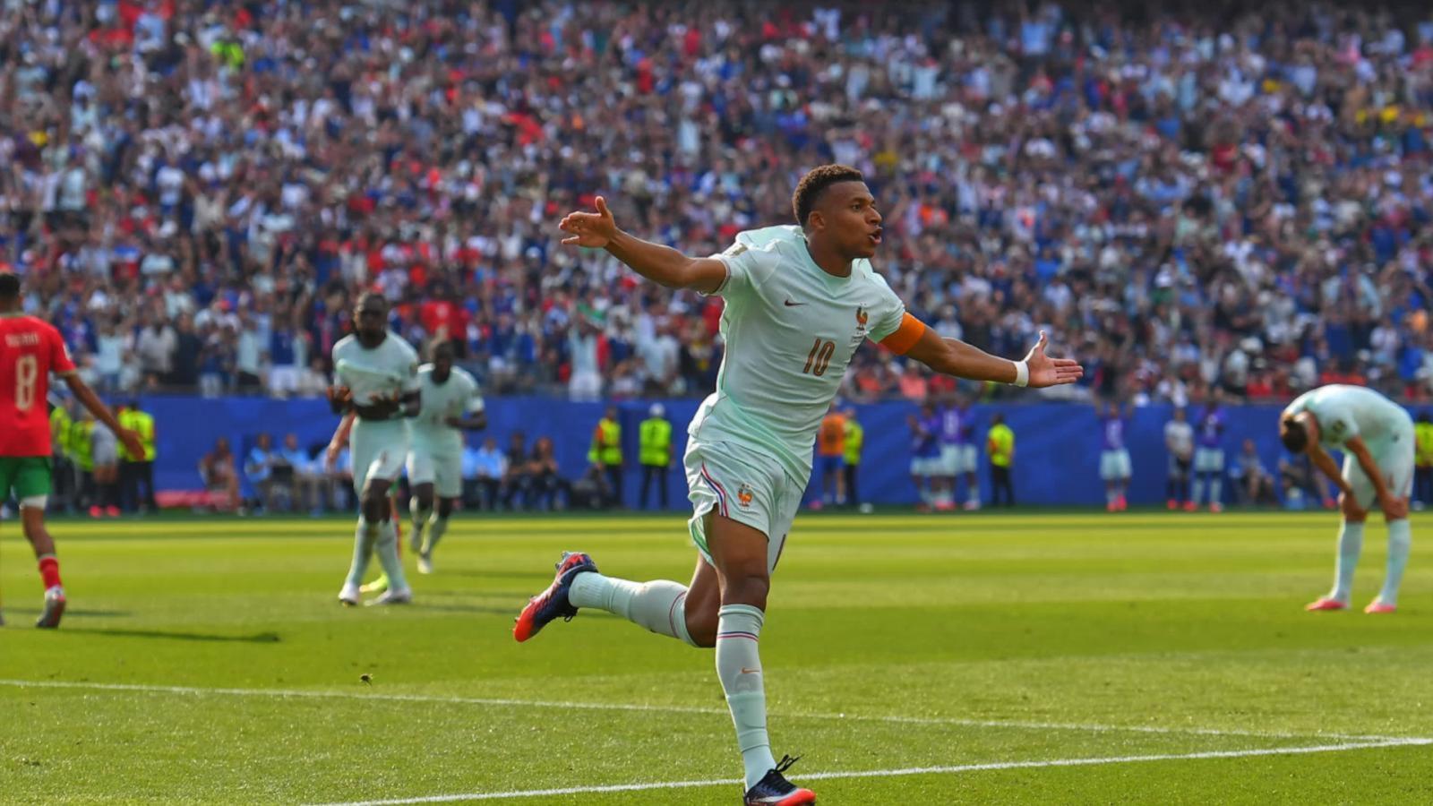 WATCH:  Spain, France, Argentina and England eyeing 2026 FIFA World Cup trophy