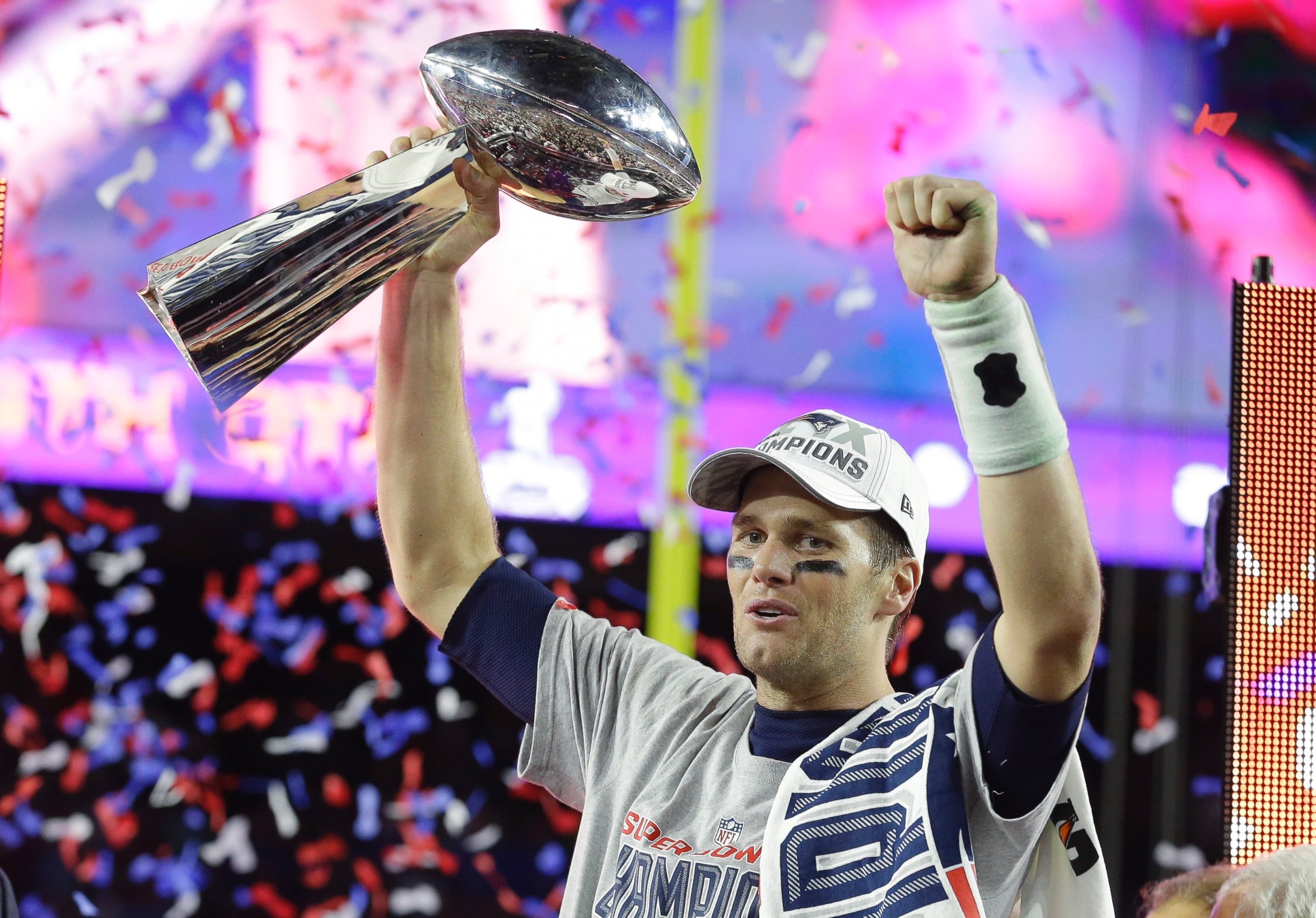 PHOTO: New England Patriots quarterback Tom Brady celebrates with the Vince Lombardi Trophy after the NFL Super Bowl XLIX football game against the Seattle Seahawks, Feb. 1, 2015, in Glendale, Ariz.