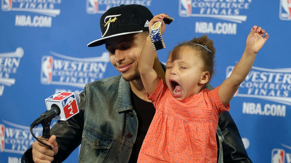 Golden State Warrior Stephen Curry's Daughter Steals the Show at Press  Conference - ABC News