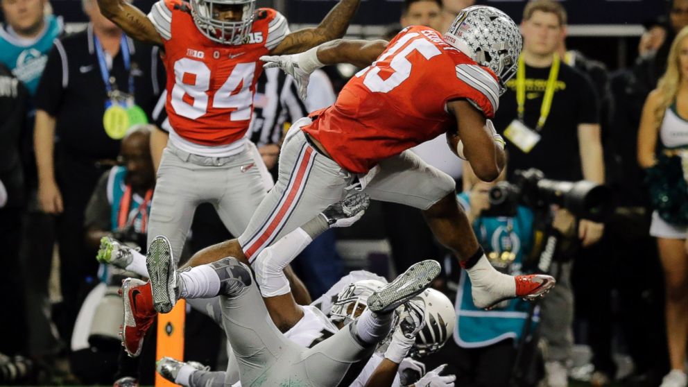 NCAA bans 'crop-top' jerseys like Ohio State running back Ezekiel