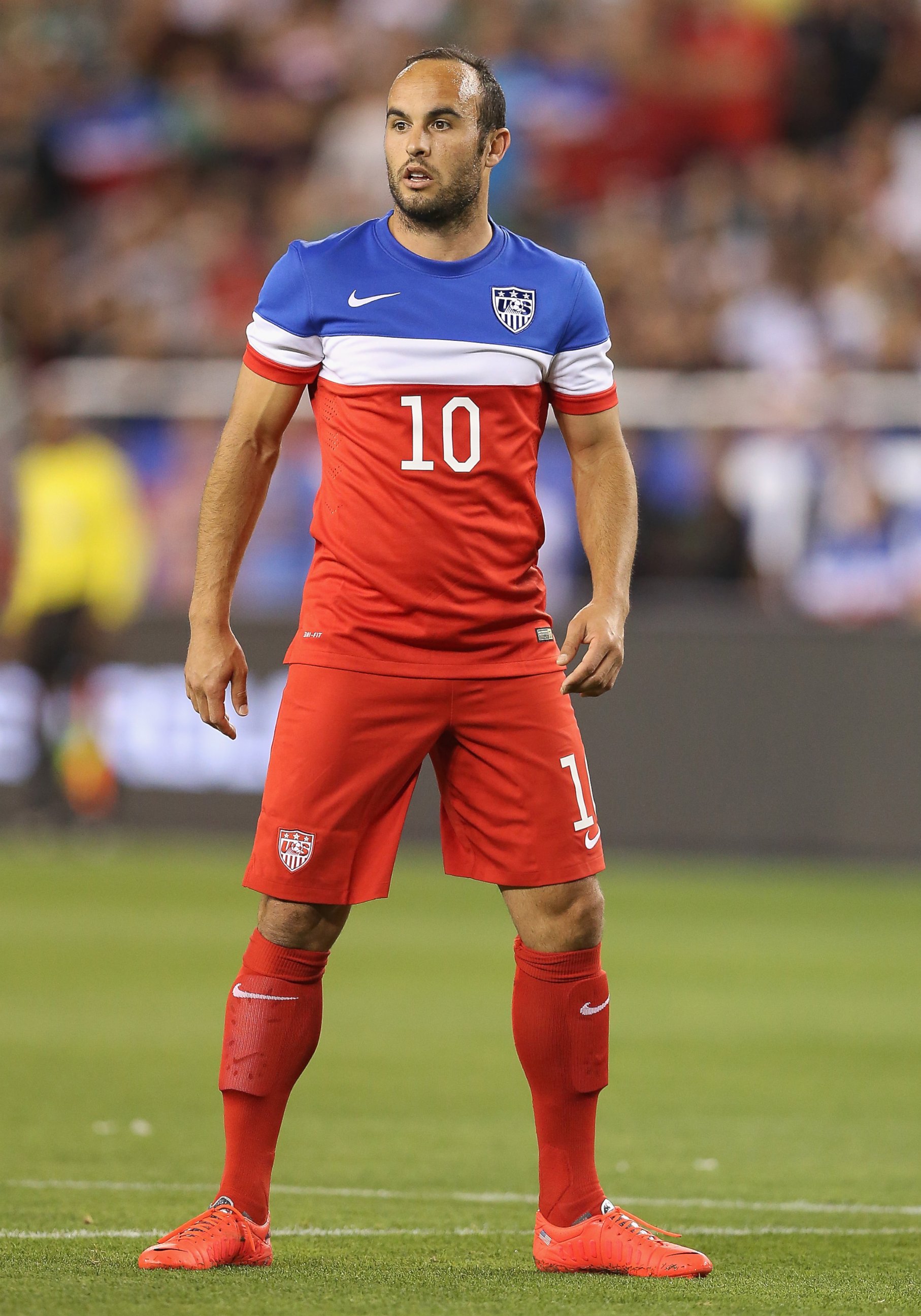 PHOTO: Landon Donovan #10 of USA during the International Friendly against Mexico at University of Phoenix Stadium on April 2, 2014 in Glendale, Arizona. 