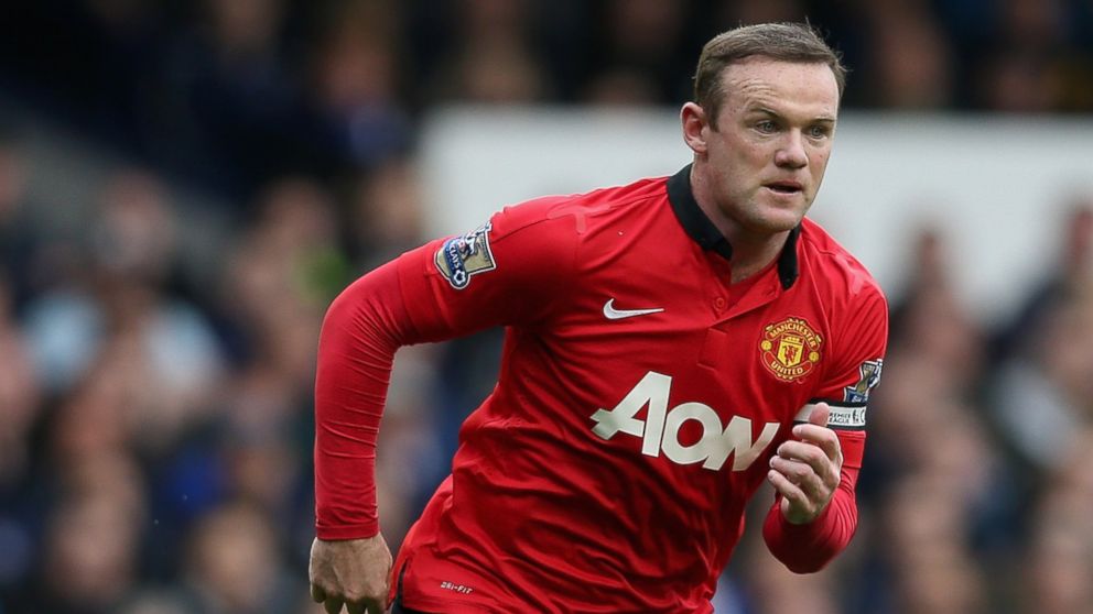 Wayne Rooney of Manchester United in action during the Barclays Premier League match between Everton and Manchester United at Goodison Park on April 20, 2014 in Liverpool, England. 