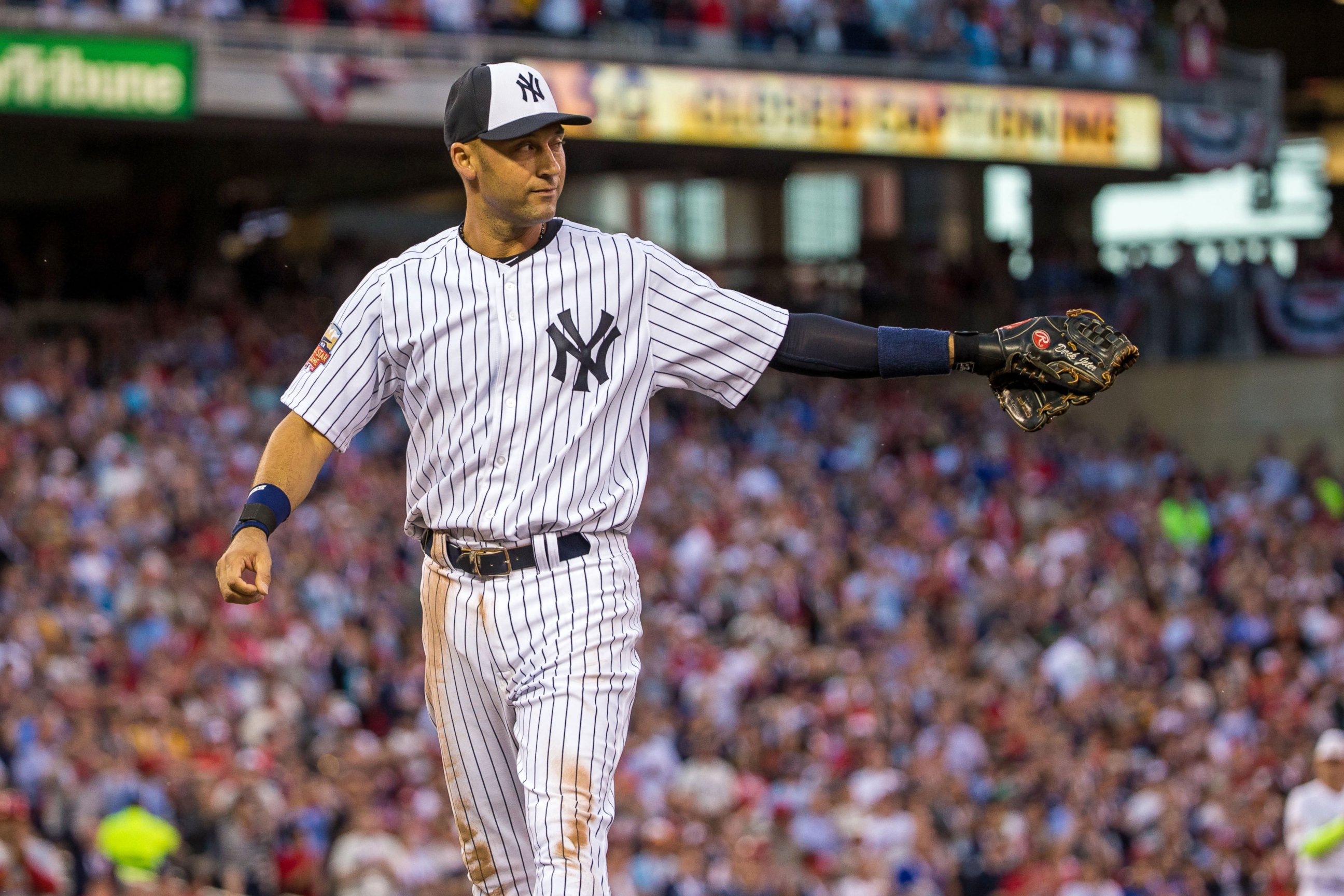 Framed Derek Jeter - Tipping His Cap - New York Yankees