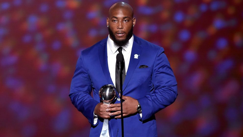 PHOTO: Honoree Devon Still accepts the Jimmy V Award for Perseverance during The 2015 ESPYS at Microsoft Theater, July 15, 2015, in Los Angeles.