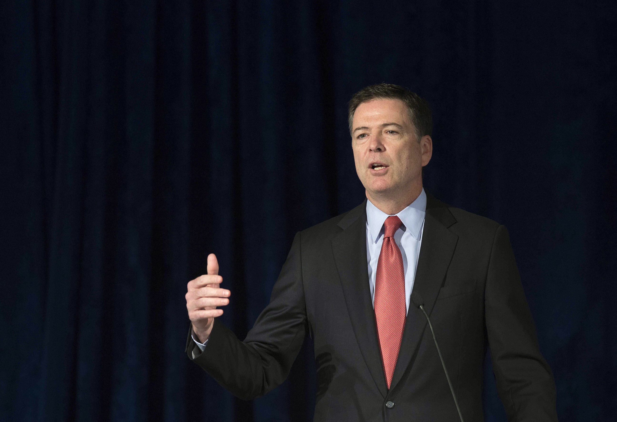 PHOTO: Federal Bureau of Investigation (FBI) Director James Comey addresses the American Law Institute's annual meeting in Washington, May 19, 2015.