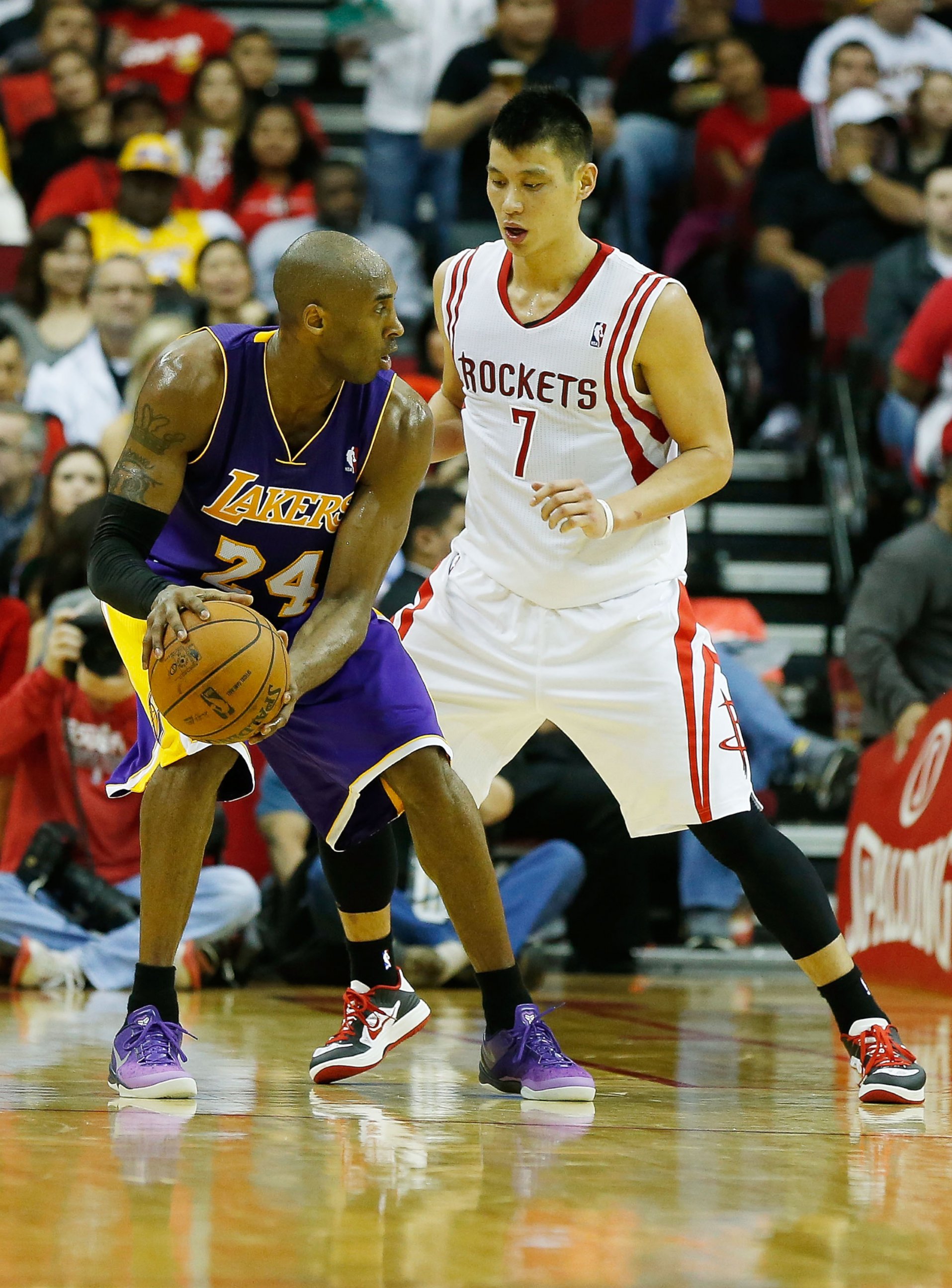 PHOTO: Jeremy Lin #7 of the Houston Rockets guards Kobe Bryant #24 of the Los Angeles Lakers at Toyota Center in this January 8, 2013, file photo in Houston, Texas. 
