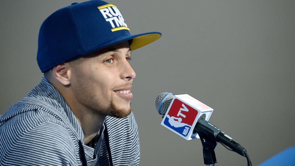 Warriors Star Steph Curry Gives Peek Into His Home Life - ABC News