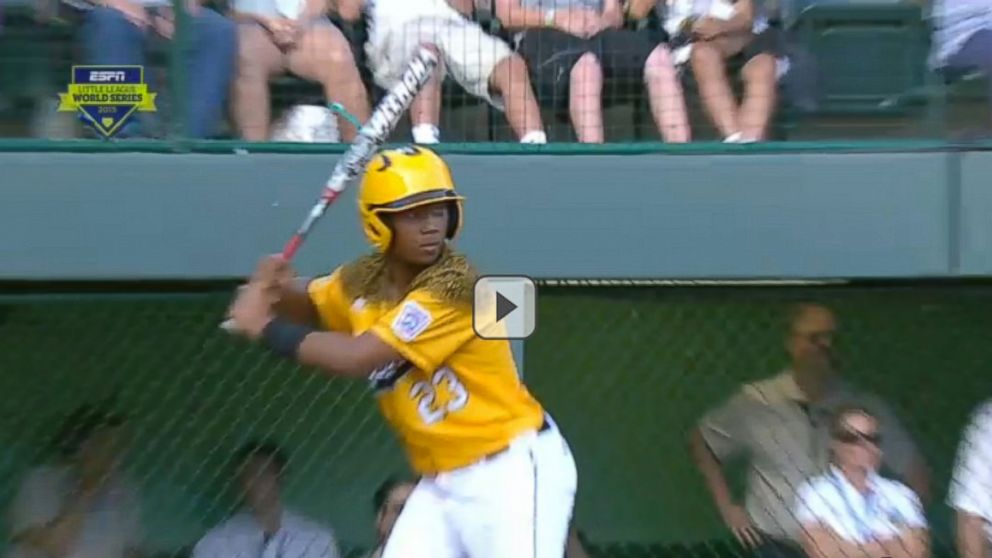 As Terrence Gist's family talked to an ESPN reporter during a game, he launches a homer. 