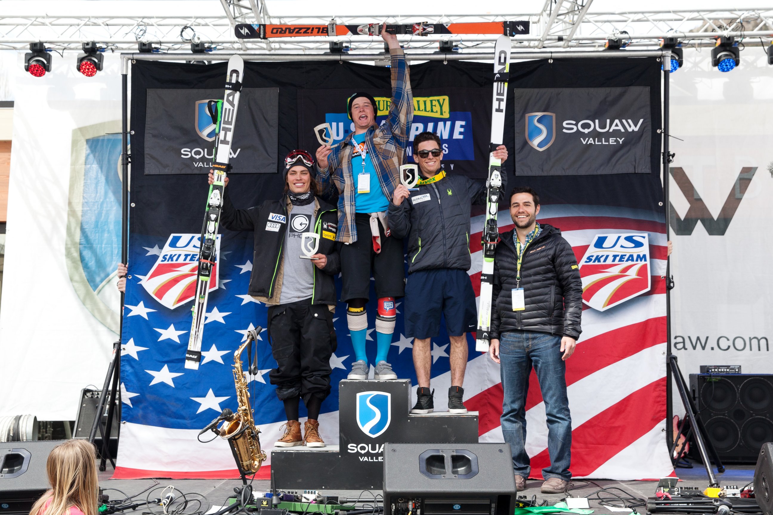 PHOTO: At Center, Bryce Astle, at the 2014 Nature Valley U.S. Alpine Championships at Squaw Valley Resort in Olympic Valley, Calif.