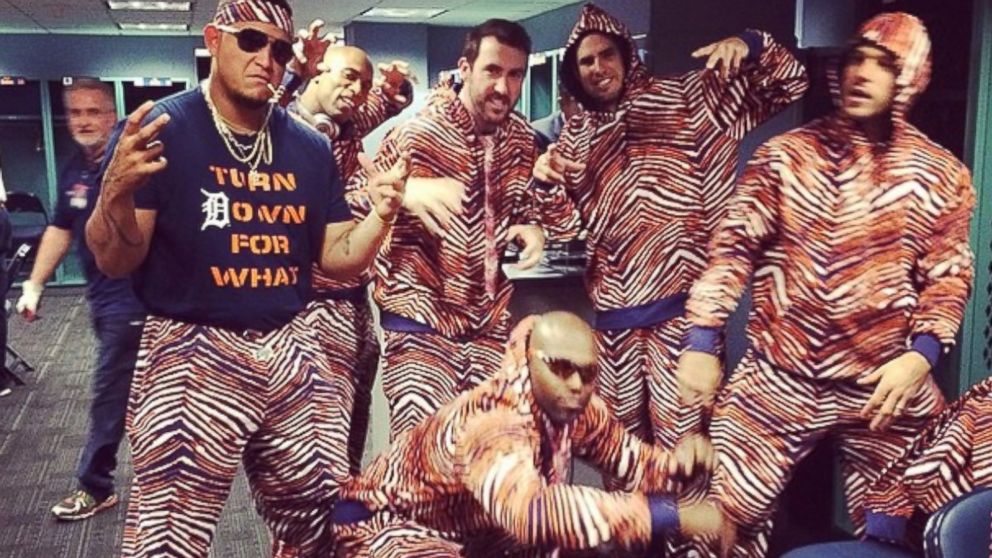 PHOTO: Detroit Tigers players, including Miguel Cabrera, Justin Verlander and Torii Hunter, pose in their Zubaz outfits, May 18, 2014.