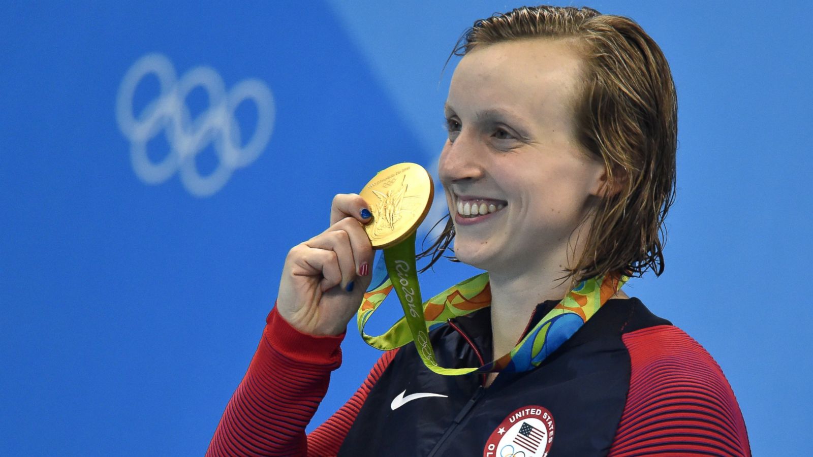 Olympic Swimmer Katie Ledecky Blows Competition Out Of The Water Abc News