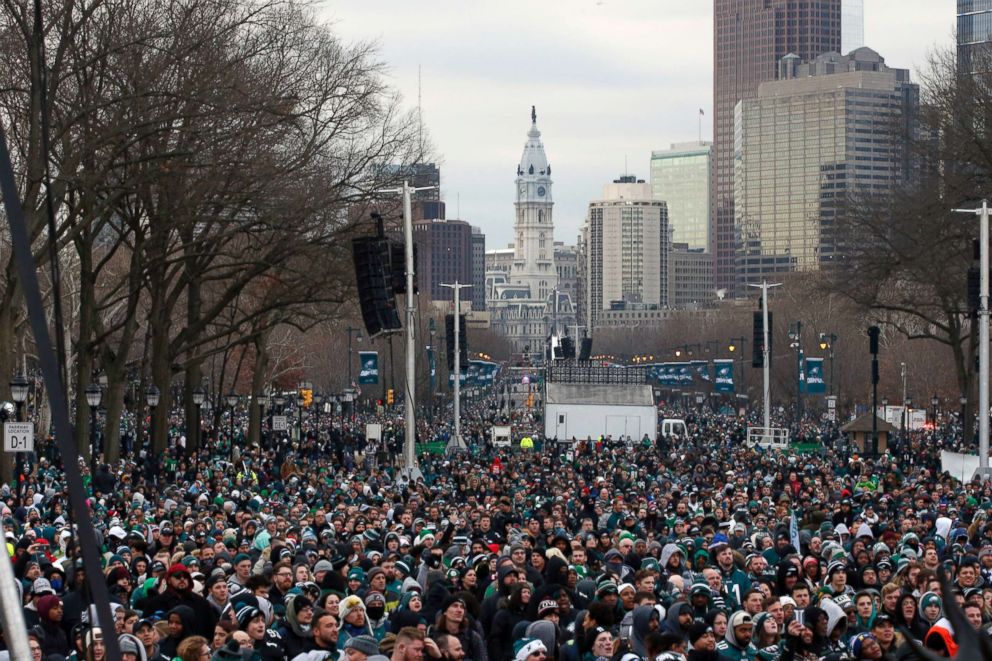 Super Bowl 2018 parade celebrates Philadelphia Eagles' big win - CBS News