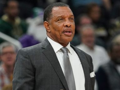Pelicans' Gentry defends LeBron James on tampering charge