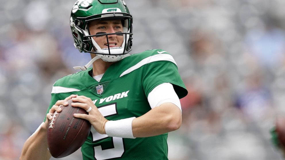 FILE - New York Jets quarterback Mike White (5) practices before a preseason NFL football game against the New York Giants, Sunday, Aug. 28, 2022, in East Rutherford, N.J. Zach Wilson has been benched by the New York Jets and will be replaced by Mike