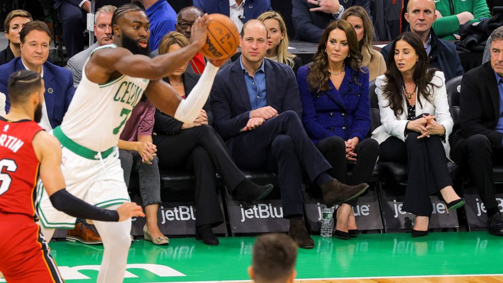 From left to right, Celtics owner Steve Pagliuca, Mayor of Boston Michelle Wu, Governor-elect Maura Healey, Britain's Prince William, Kate, Princess of Wales, and Emilia Fazzalari, wife of Celtics owner Wyc Grousebeck watch an NBA basketball game bet