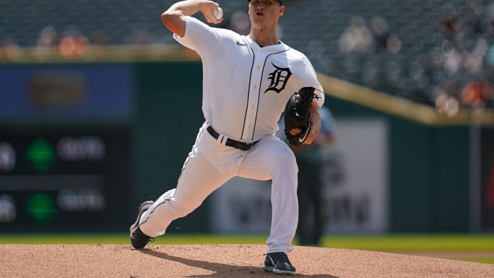 Detroit Tigers pitcher Matt Manning throws against the San Francisco Giants in the first inning of a baseball game in Detroit, Wednesday, Aug. 24, 2022. (AP Photo/Paul Sancya)