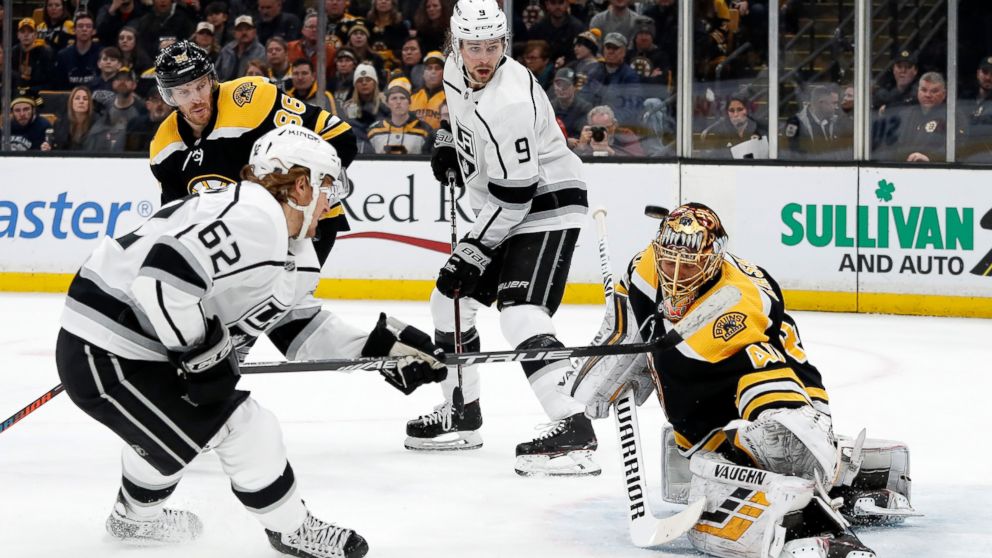 forward Carl Hagelin from Kings 