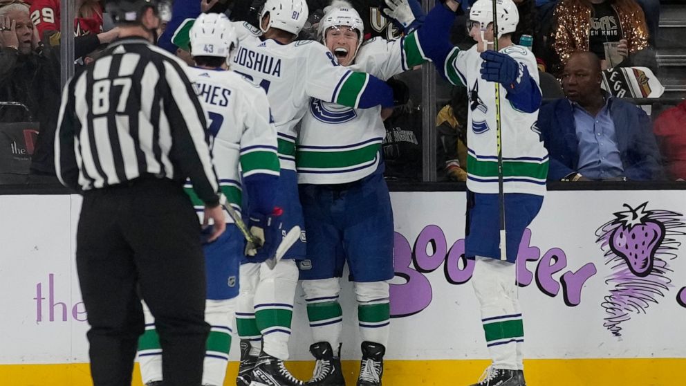 Canucks hand Vegas second straight home loss with 5-1 win