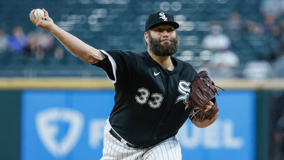 Chicago White Sox starting pitcher Lance Lynn delivers against the Kansas City Royals during the first inning of a baseball game Wednesday, Aug. 31, 2022, in Chicago. (AP Photo/Kamil Krzaczynski)