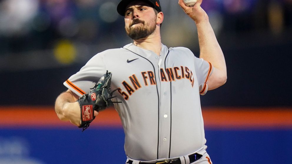 San Francisco Giants' Carlos Rodon pitches during the first inning of the team's baseball game against the New York Mets on Wednesday, April 20, 2022, in New York. (AP Photo/Frank Franklin II)