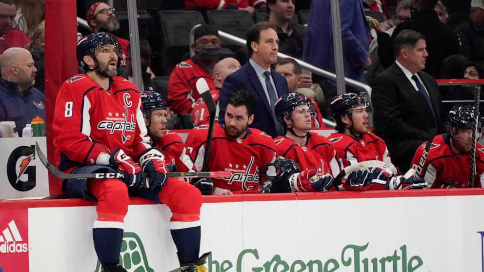 Ovechkin now 3rd on NHL goals list 