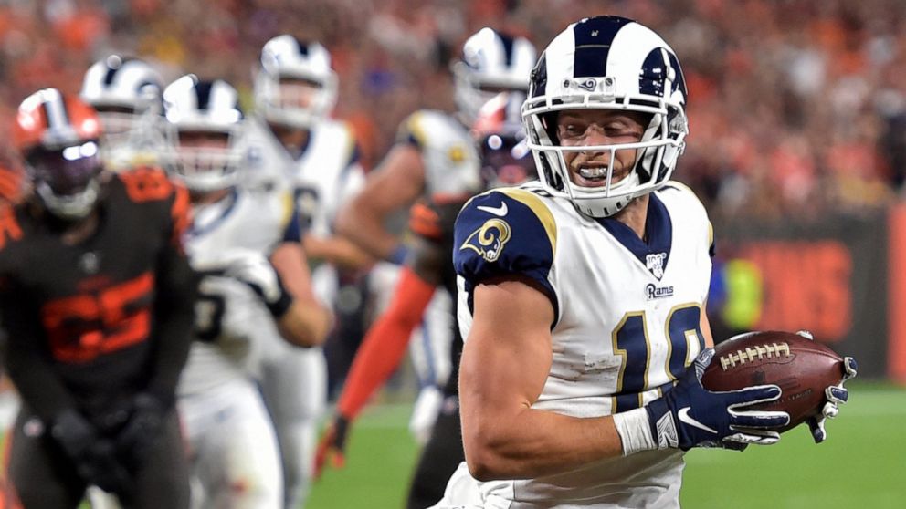 Rams Stop Mayfield Late Goff Throws 2 Tds Passes In Win