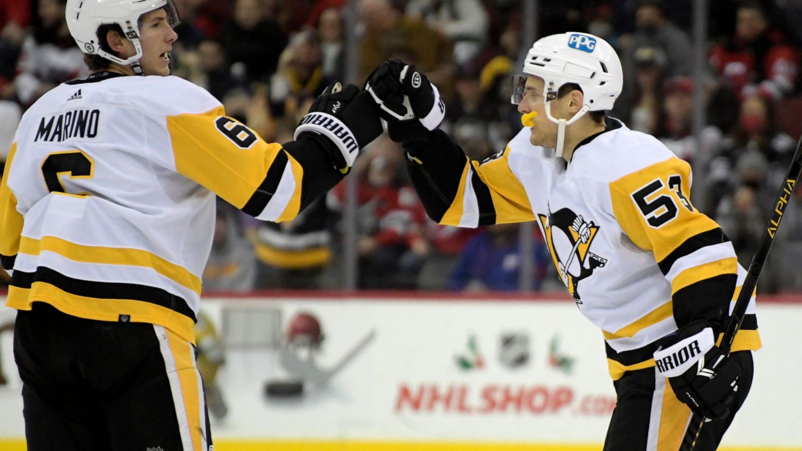 Penguins Beat Devils 3 2 For 7th Straight Victory Abc News