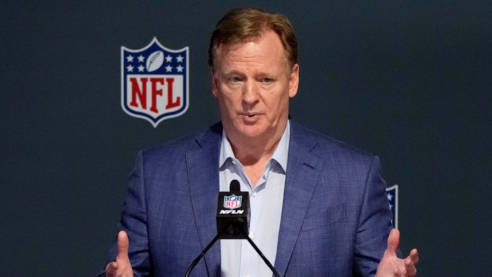 Lawyers Bash Goodell Led Arbitration In Nfl Racial Bias Suit Abc News