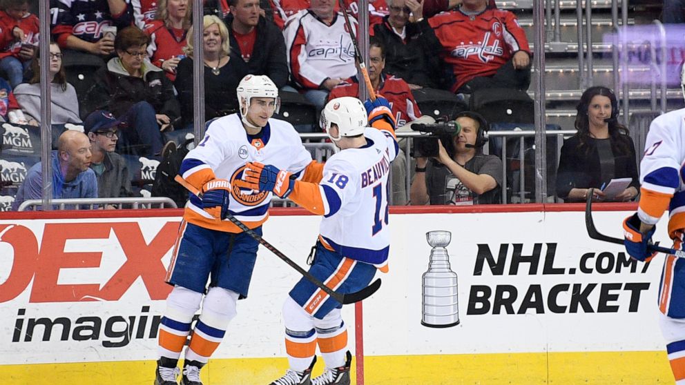 Islanders beat Capitals to earn home 