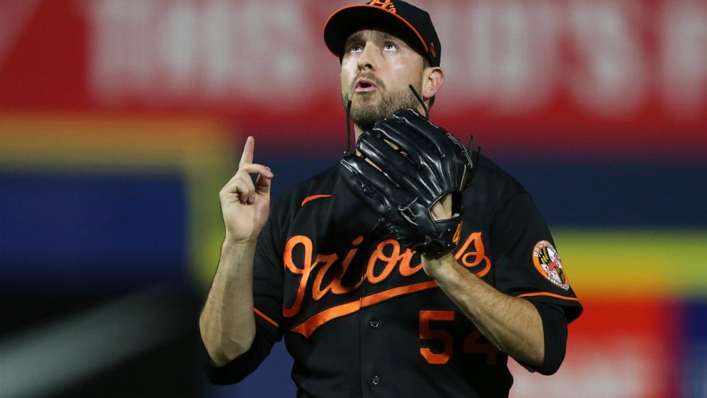 Orioles rally, beat Blue Jays 6-5 to 