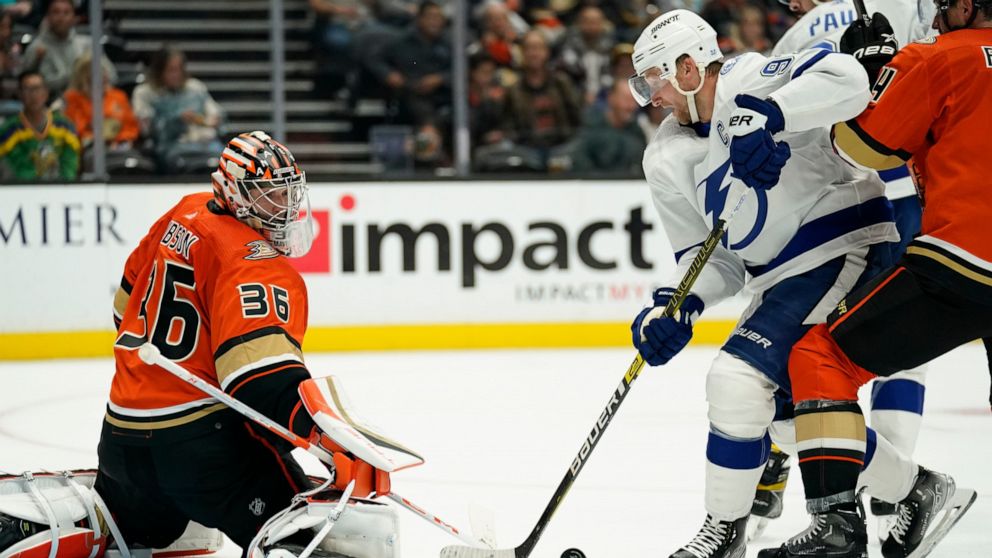 Hagel's late power play goal sends Lightning past Ducks, 4-2 - ABC News