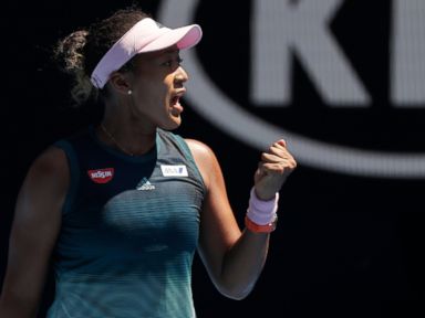 The Latest: Pliskova takes 1st set in QF against Williams