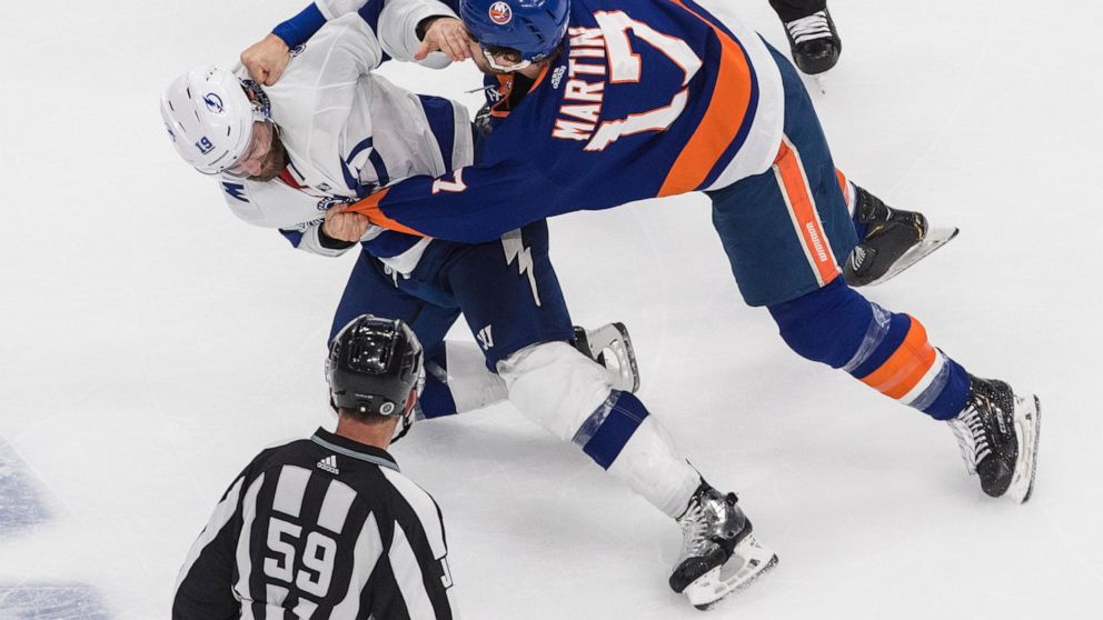 how to start a fight in nhl 17 how to start a fight in nhl 17