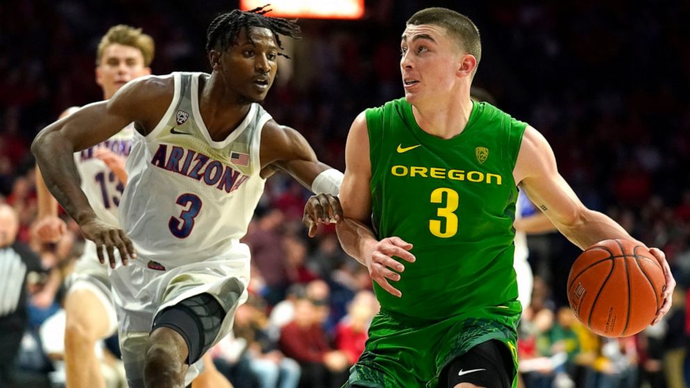 No 14 Oregon Rallies To Beat No 24 Arizona 73 72 In Ot Abc News no 14 oregon rallies to beat no 24