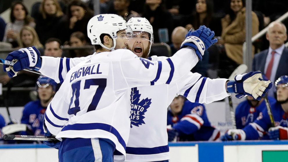toronto maple leafs third jersey