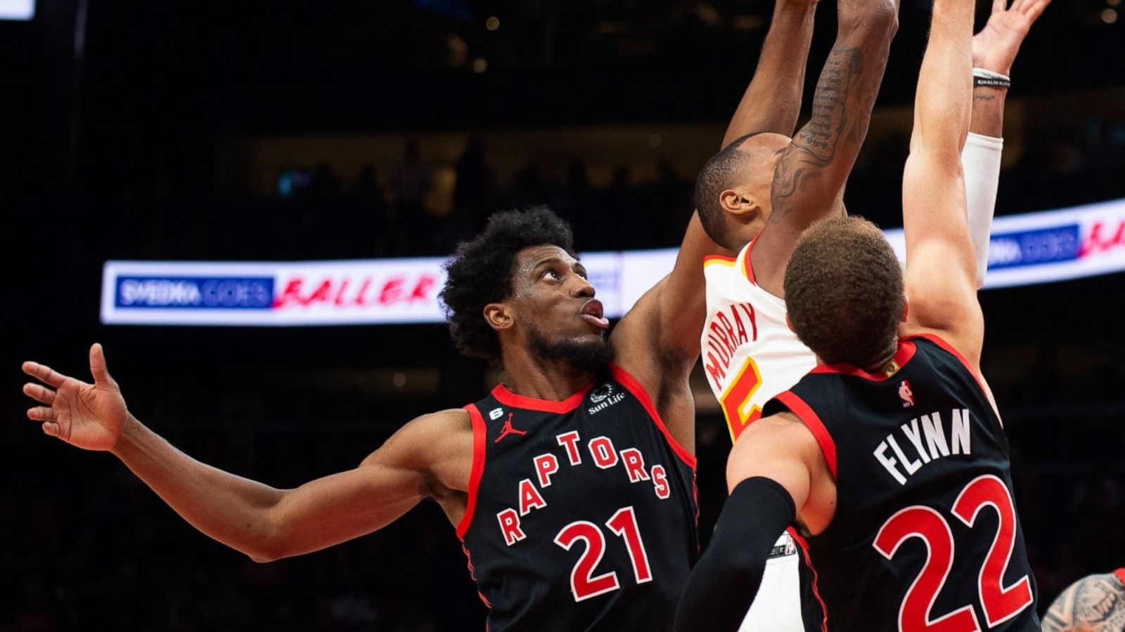 Young hits Griffin for OT buzzer-beater, Hawks top Raptors - ABC News