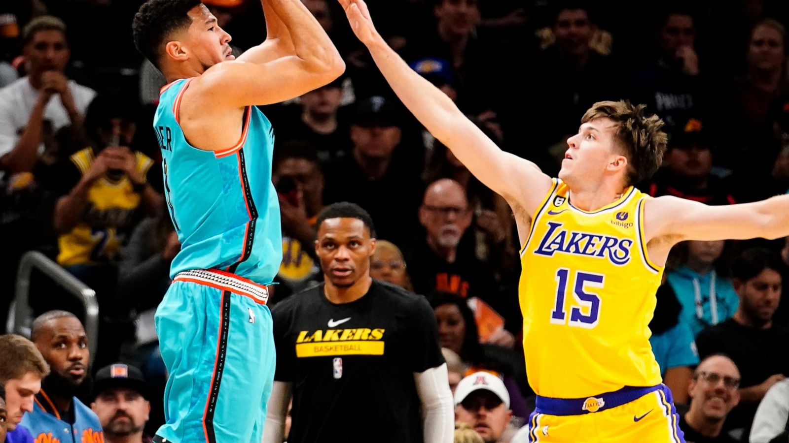 Suns hold on to win 115-105, Lakers' Beverley ejected - ABC News