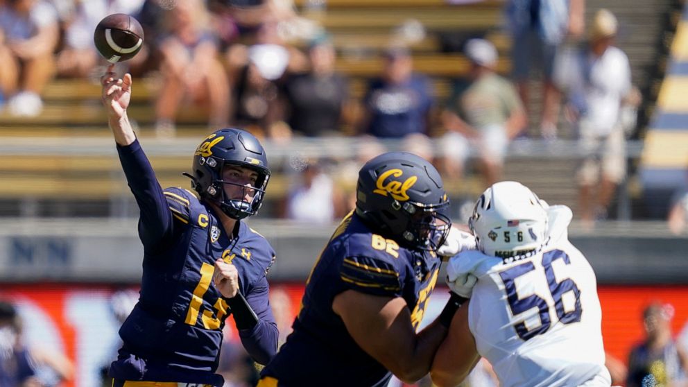 California quarterback Jack Plummer (13) throws a pass against UC Davis during the first half of an NCAA college football game in Berkeley, Calif., Saturday, Sept. 3, 2022. (AP Photo/Godofredo A. Vásquez)