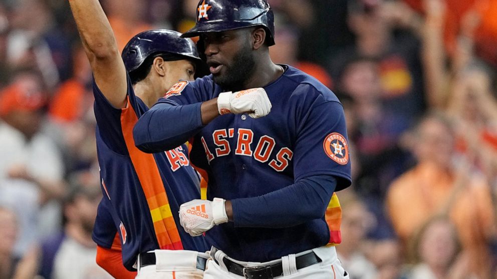 Alvarez homers again, Astros top Mariners 4-2, lead ALDS 2-0