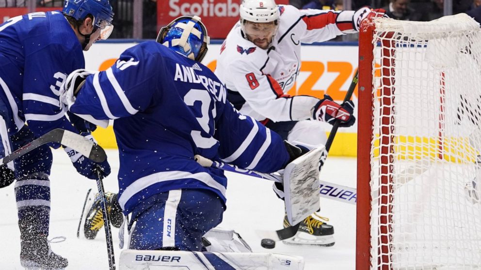 caps third jersey