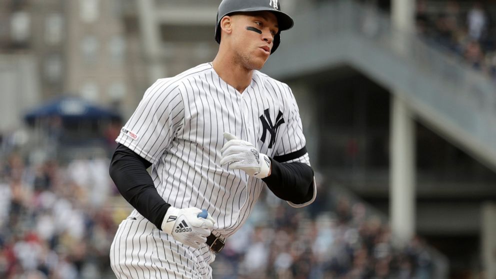 Yankees Star Aaron Judge Exits Early With Oblique Injury Abc News