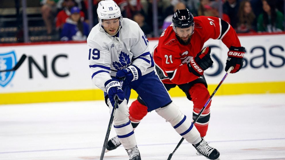 hurricanes maple leafs