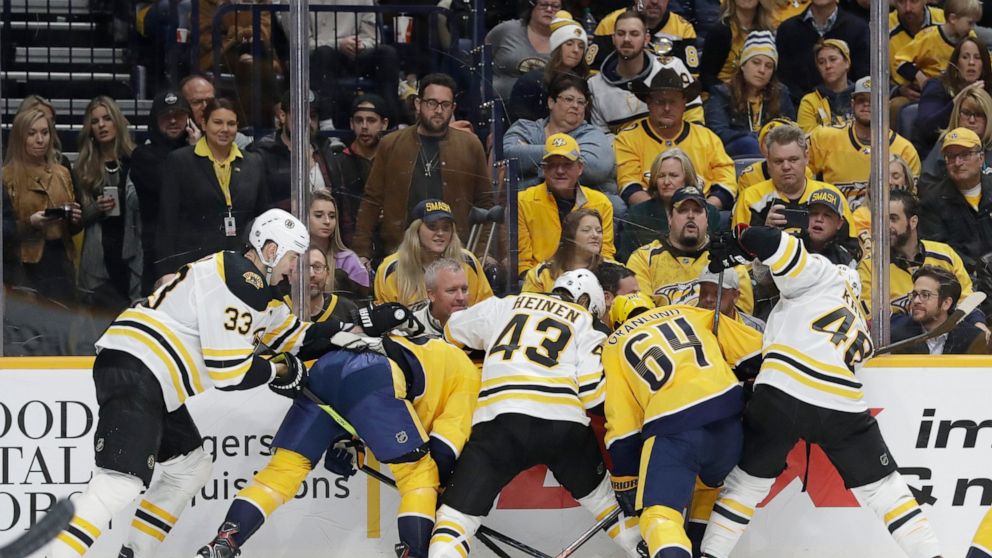 Pastrnak Rask Lead Bruins Over Predators 6 2 Abc News