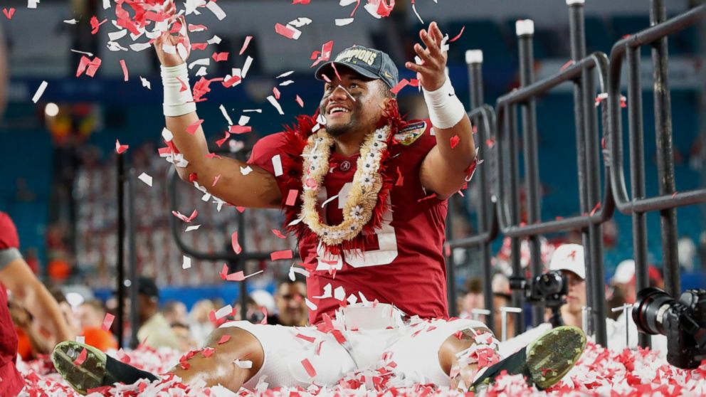 Alabama Qb Tua Tagovailoa Headlines All Bowl Team Abc News